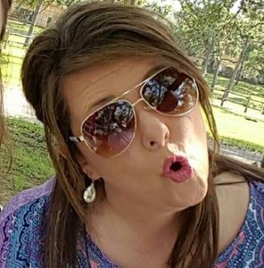 Meet your Posher, Elisha